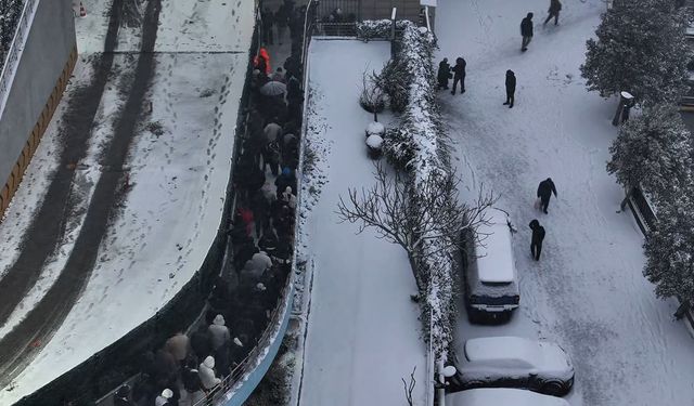 Vatandaşların karla imtihanı