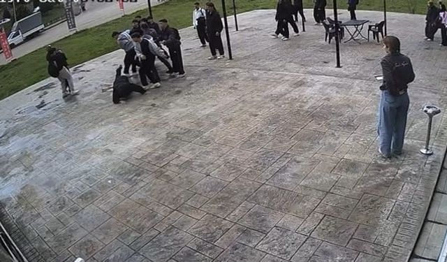 Akran zorbalığı sokağa taştı