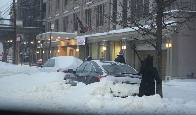 Kar fırtınası kabusu sürüyor: 953 bin kişi elektriksiz kaldı