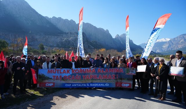 CHP Antalya’dan ‘taş ocağına hayır’ eylemi