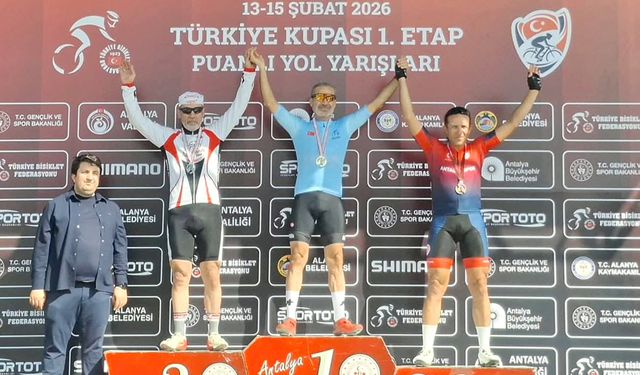 Antalyaspor kürsüde