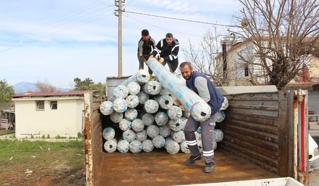 Antalya'da çiftçilere sera naylonu desteği