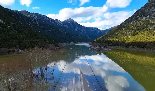 Antalya-Konya yolu eleştirilerine 'rekor yağış' yanıtı!