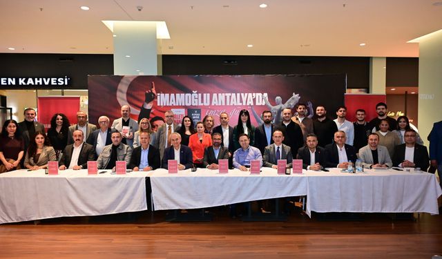 İmamoğlu için imza günü