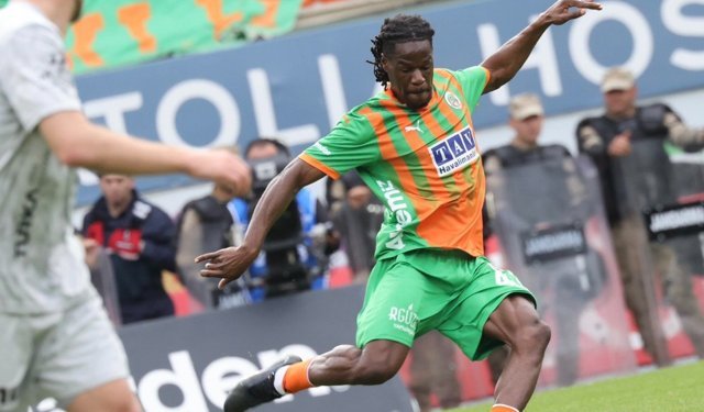 Alanya'da ilk yarı sona erdi