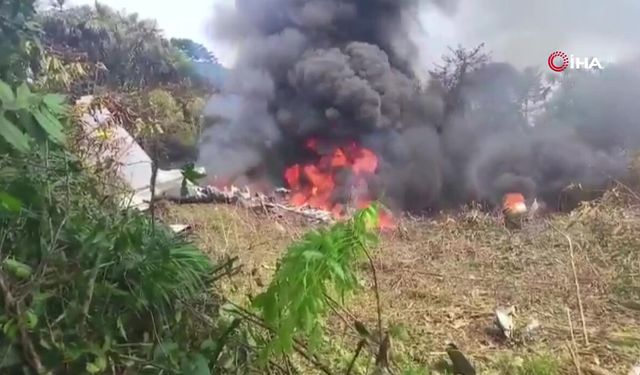 110 askerin bulunduğu askeri kargo uçağı düştü