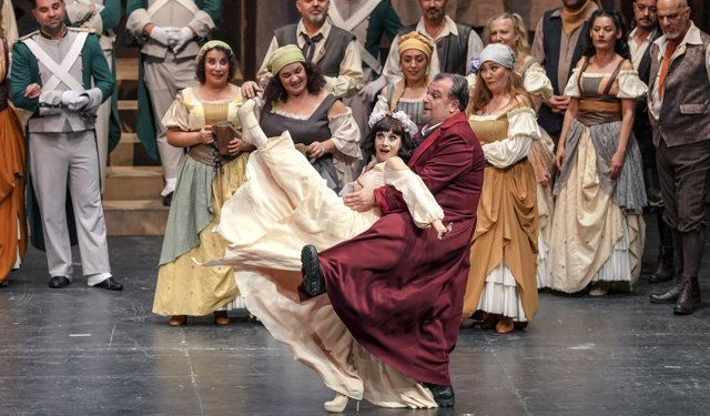 Mart ayında sahnenin ritmi durmuyor