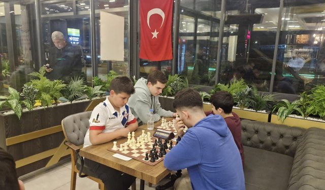Serik'te satranç heyecanı yaşandı