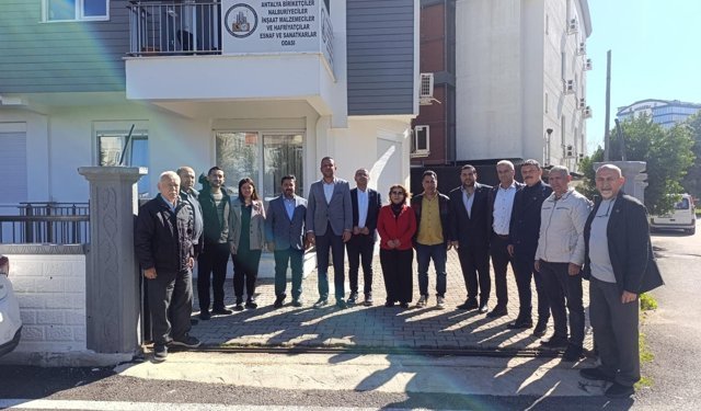 Anahtar Partisi esnaf ziyaretinde: Gündem akaryakıt zamları