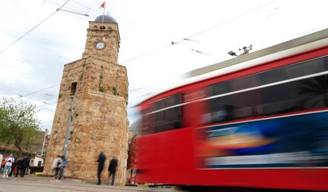 Antalya'da zaman bir kez daha durdu