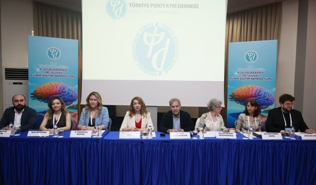 Antalya'da 'Klinik Eğitim Sempozyumu' gerçekleşti