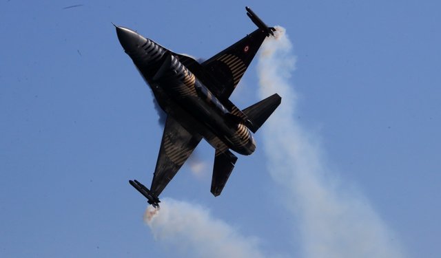 SOLOTÜRK'ten Antalya semalarında dev prova