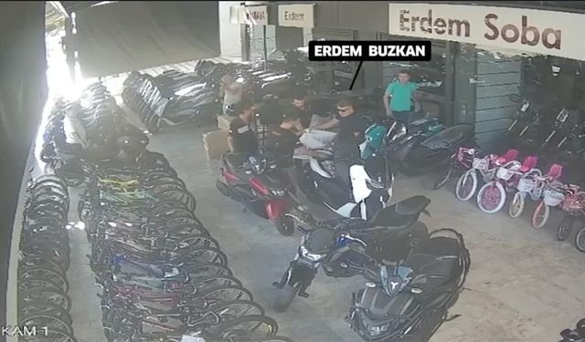 Manavgat'ta para alışverişi güvenlik kamerasında