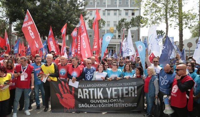 Öğretmenlerden 'şiddet' haykırışı