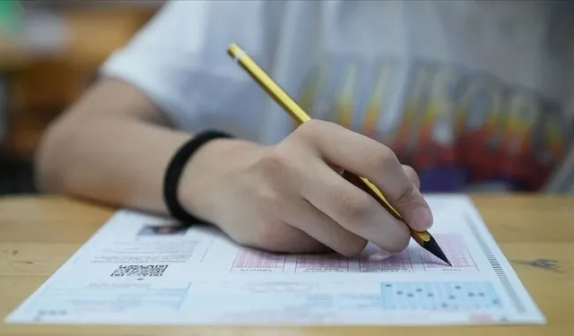 Başkan Özbek'ten LGS sonrası değerlendirme