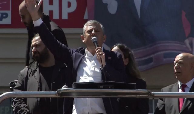 Özgür Özel kurultay istedi