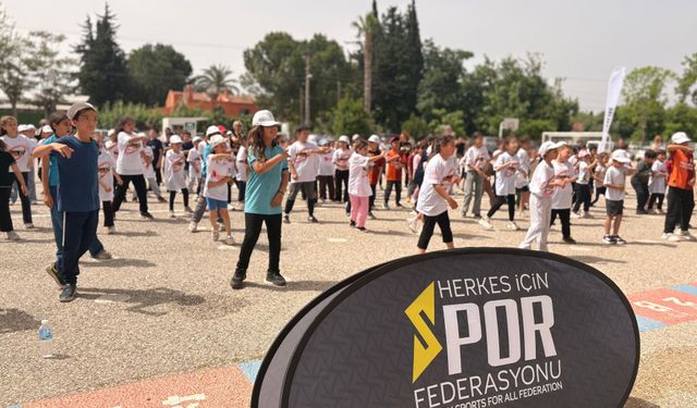 İlkokulda 'Dünya Sağlık İçin Hareket Et Günü' etkinliği