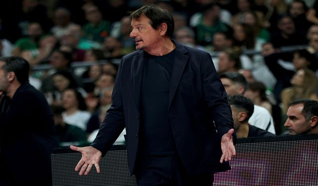 Ergin Ataman, Olimpiakos taraftarına cevap verdi