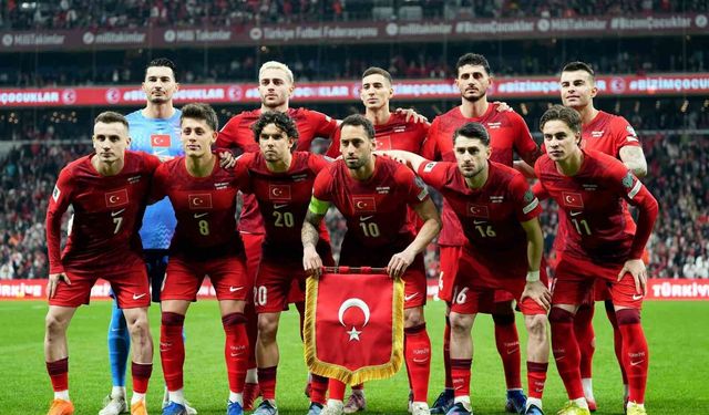 Antalya’da Dünya Kupası heyecanı dev ekranda yaşanacak