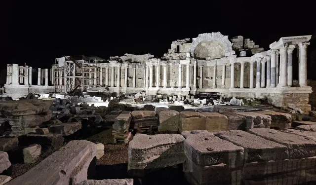 Antalya'da 'Gece Müzeciliği' başladı