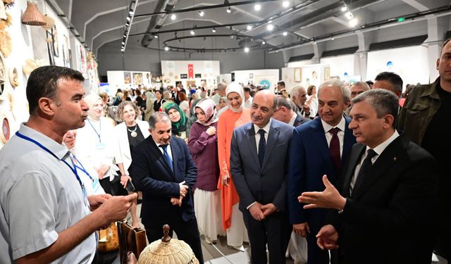 Dokumapark'ta sergiye büyük ilgi