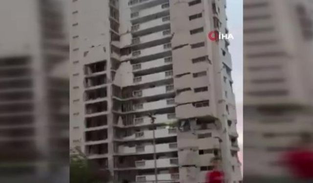 7.2 ve 7.5 büyüklüğündeki depremler yıkıma yol açtı