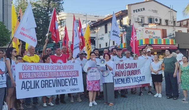 Öğretmenler Antalya'da eylemde