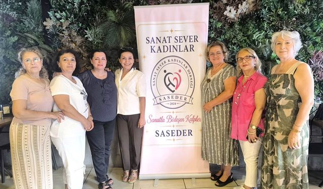 Antalya'da sanatsever kadınlar birleşti