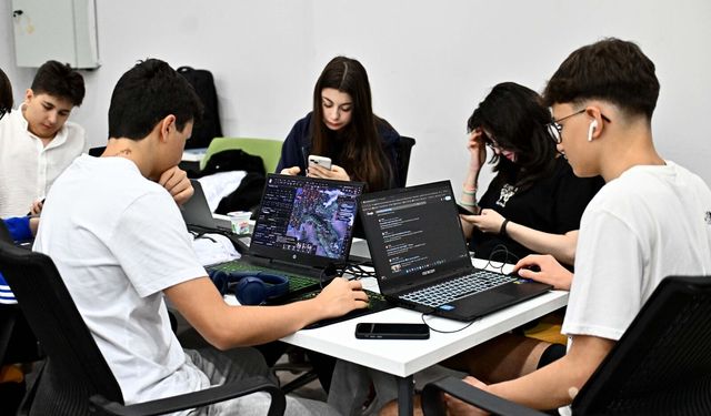 Antalya'da ücretsiz 'yapay zeka' eğitimi