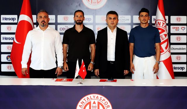 Antalyaspor'da imzalar atıldı