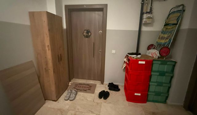 Antalya'da seçici hırsız kameraya yakalandı