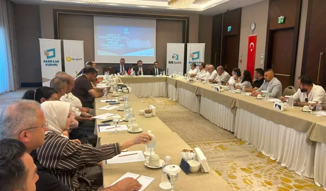 BİK Genel Müdürü Çay, Antalya'da yerel basının taleplerini dinledi