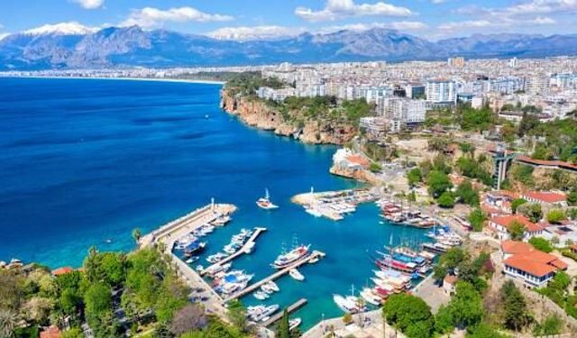 Antalya göç çekmeye devam ediyor