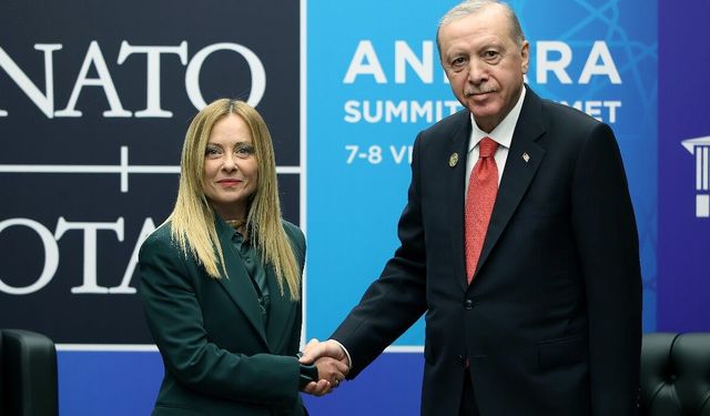 Erdoğan, Meloni ile bir araya geldi
