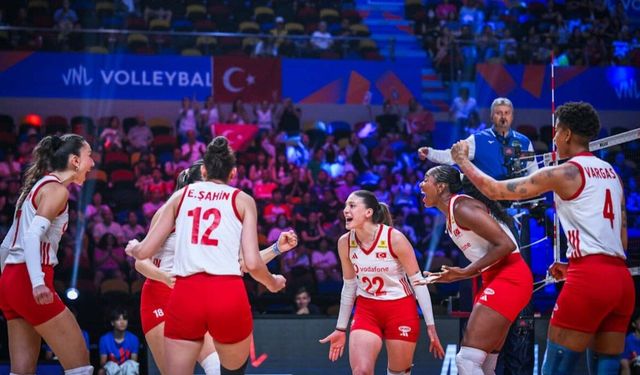 Yarı finaldeyiz