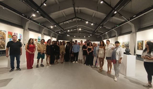 "100 Eser Sergisi" sanatseverlerle buluştu