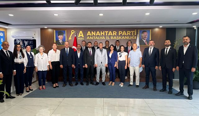 Anahtar Parti Antalya'da görev dağılımı yapıldı