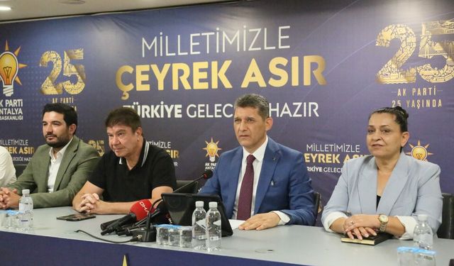 AK Parti’de 25’inci yıl coşkusu