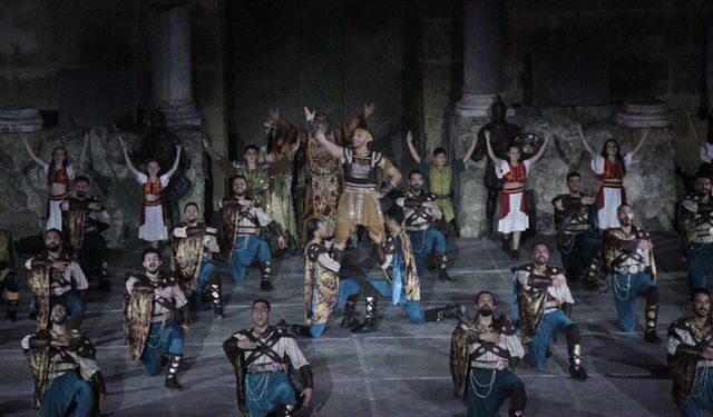 Aspendos Antik Tiyatrosu'nda unutulmaz gece