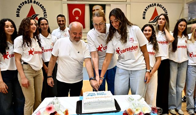 Muratpaşa'nın Sultanları yeni sezona hazır