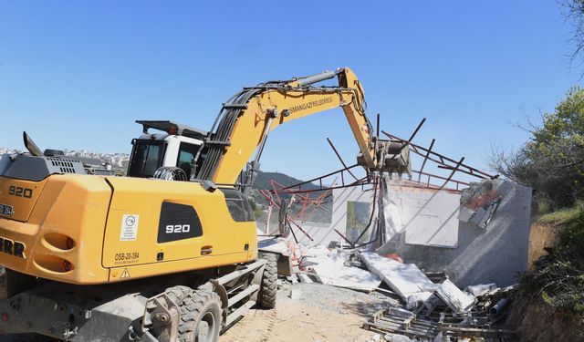 Konyaaltı’da 457 kaçak yapı için yıkım kararı