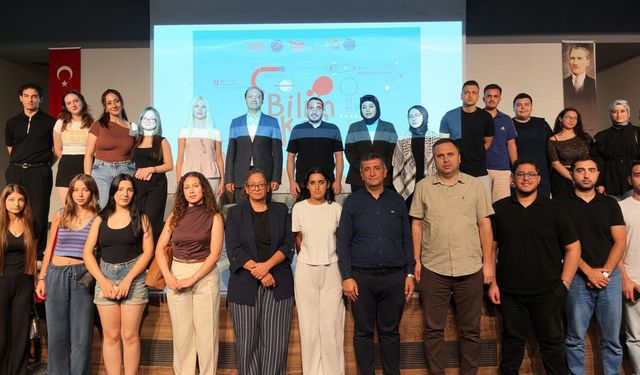 AÜ'de Gazze konuşuldu