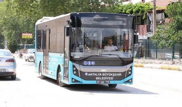 Antalya'da semt pazarı nedeniyle güzergah uyarısı