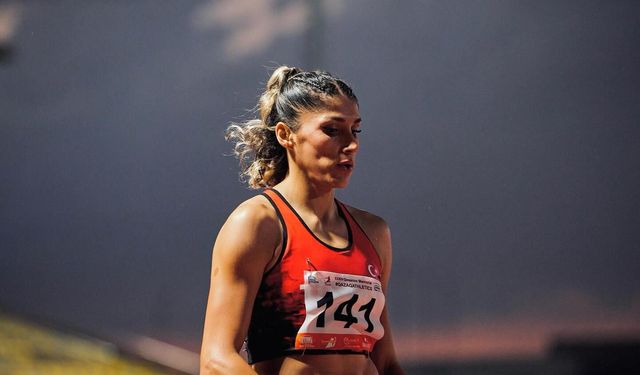 Antalyalı Elif Polat’tan Taranto’da bronz madalya