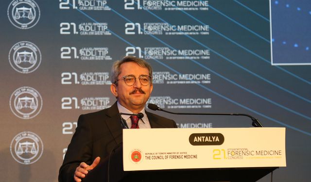 Ömeroğlu'dan lohusalık psikozu açıklaması