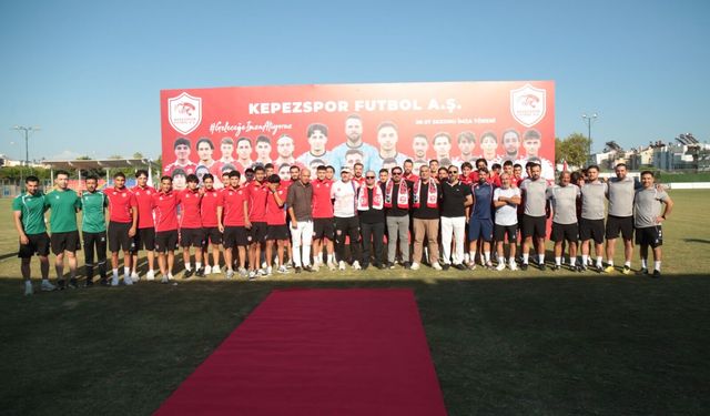 Kepezspor’dan imza şov