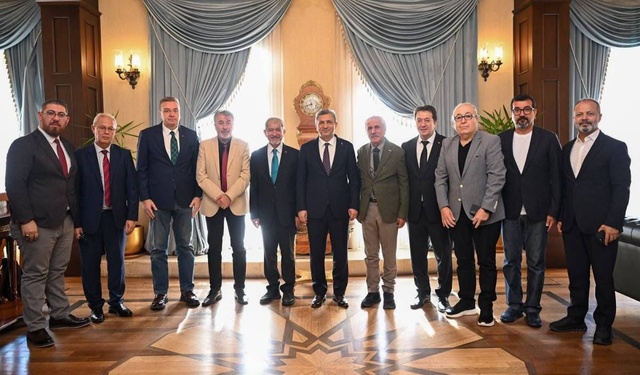 Antalya'da 7 bölgenin gazetecileri bir araya geldi