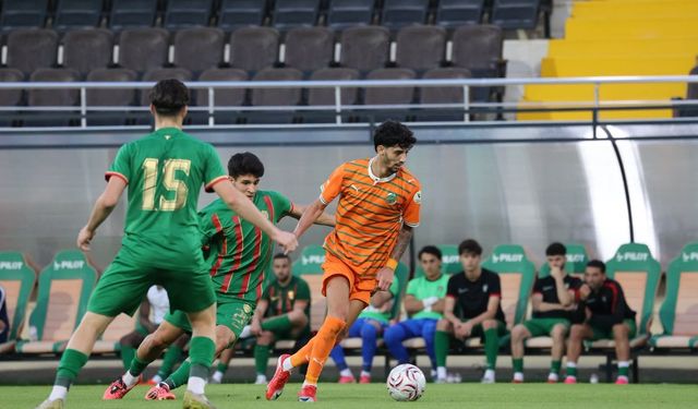 Alanyaspor farklı galip
