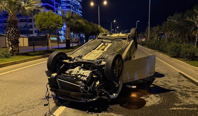 Alanya'da feci kaza: 1'i ağır 2 yaralı