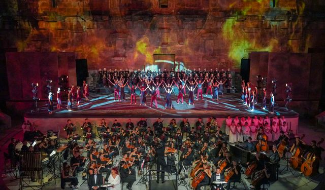 Carmina Burana seyirci ile buluşacak